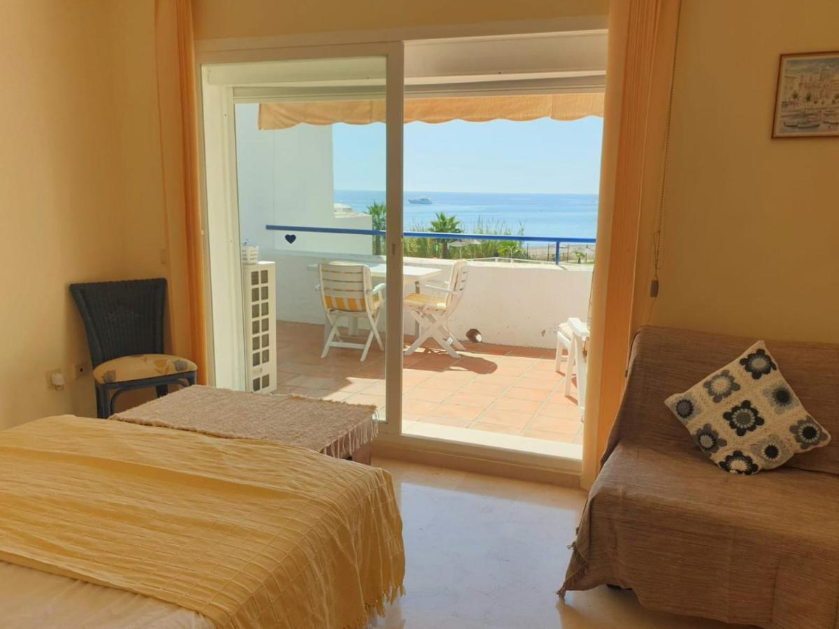 Casitamar Frontline Beach House Rental Casares Costa Near Estepona Bahia de Casares Exterior foto